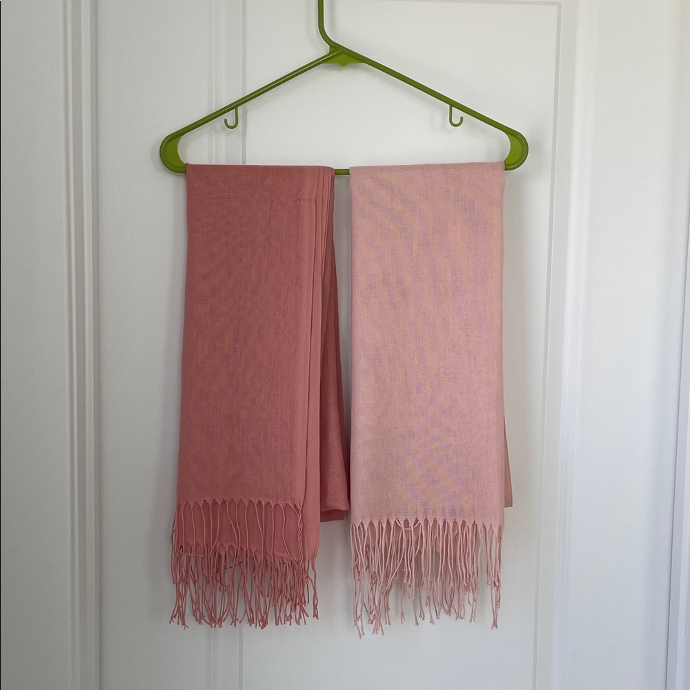 FREE WITH ANY PURCHASE 🎁 Pink Scarves